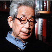Kenzaburo Oe